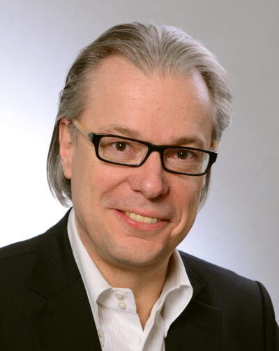 Frank-Lothar Kroll: Das Schattenreich – Rußlands langer Abschied von Europa