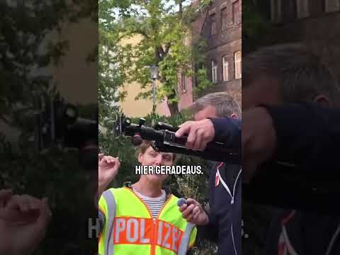Streit ums filmen presserecht vs  protest  #björnbanane #alternativemedien #afd #klart