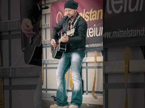 Neulich am Brandenburger Tor... #m1illion #livemusik #merzmussweg #estebancortez